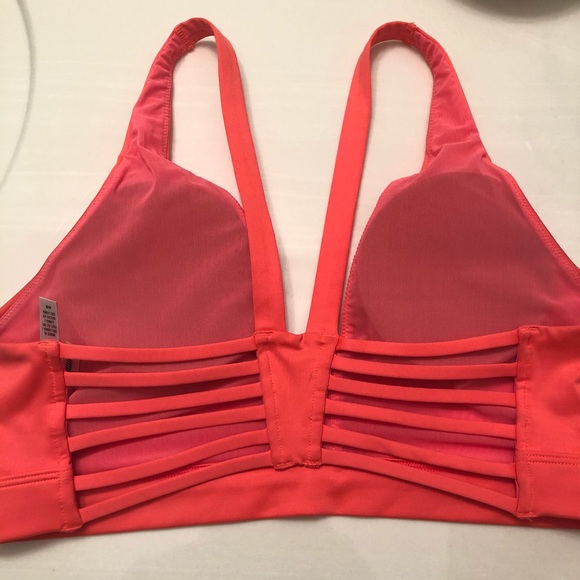 Victoria’s Secret | VSX sports bra - Picture 2 of 3
